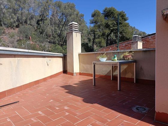 Foto 2 de Pis en venda a Cervelló de 3 habitacions amb terrassa i balcó