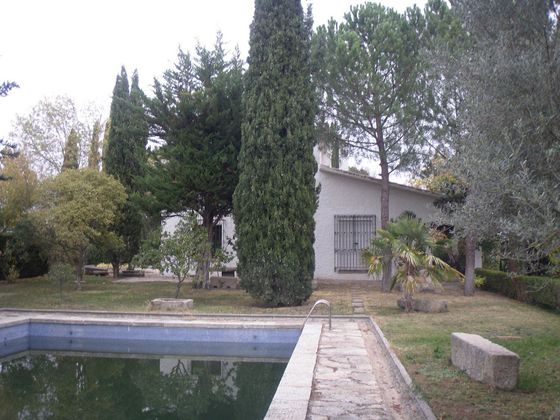 Foto 1 de Casa en venda a Fresno de la Ribera de 6 habitacions amb piscina i jardí