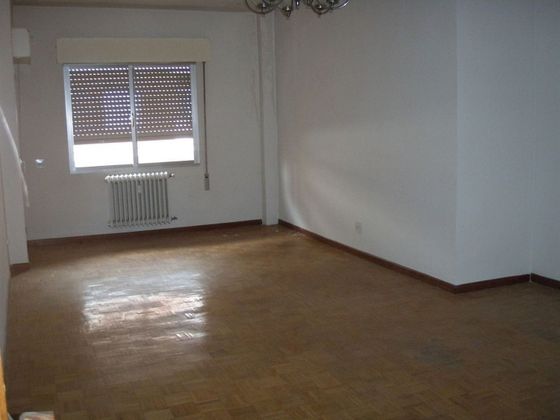 Foto 1 de Venta de piso en Candelaria - Peña de Francia de 4 habitaciones con garaje y calefacción