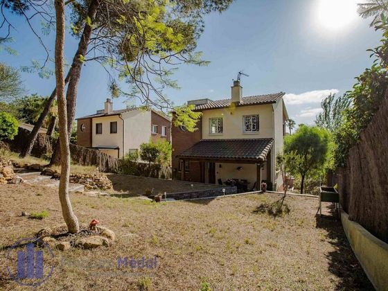 Foto 1 de Casa en venda a La Mora de 4 habitacions amb terrassa i piscina
