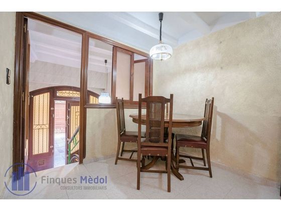 Foto 2 de Casa en venda a calle De Santa Anna de 4 habitacions amb terrassa