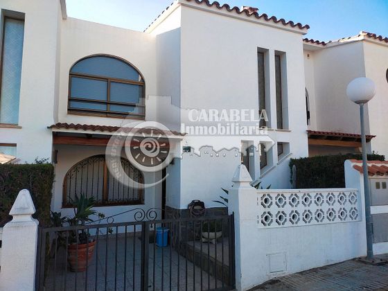 Foto 1 de Casa en venta en avenida De la Estacion de 2 habitaciones con terraza y piscina