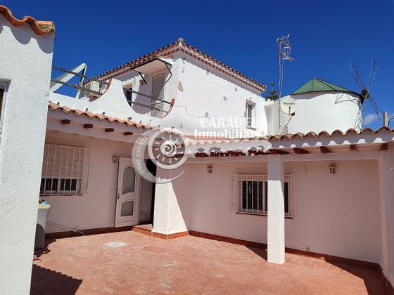 Foto 1 de Chalet en venta en Las Atalayas - Urmi - Cerro Mar de 5 habitaciones con terraza y piscina