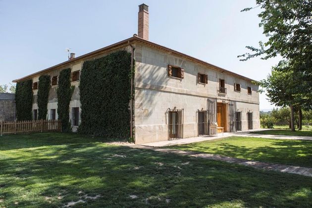 Foto 1 de Casa rural en venda a Tudela de 11 habitacions amb terrassa i jardí