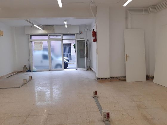 Foto 2 de Oficina en venda a Almeda - El Corte Inglés de 135 m²