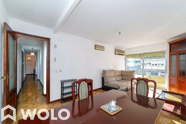 Foto 1 de Alquiler de piso en Vista Alegre de 3 habitaciones con terraza y garaje