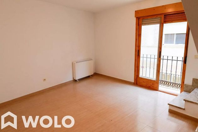 Foto 1 de Dúplex en lloguer a Valdetorres de Jarama de 2 habitacions amb garatge i balcó