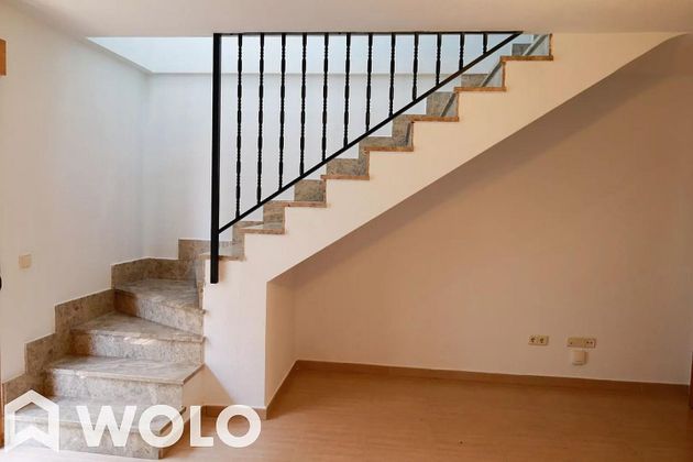 Foto 2 de Dúplex en alquiler en Valdetorres de Jarama de 2 habitaciones con garaje y balcón