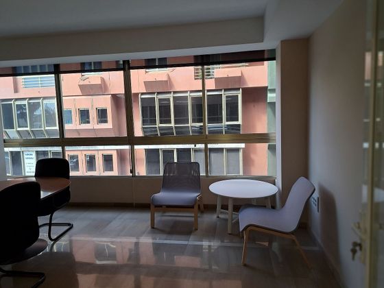 Foto 2 de Oficina en lloguer a calle Luis Morote de 110 m²