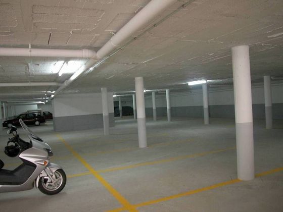 Foto 1 de Garatge en venda a calle Julià Centelles de 11 m²