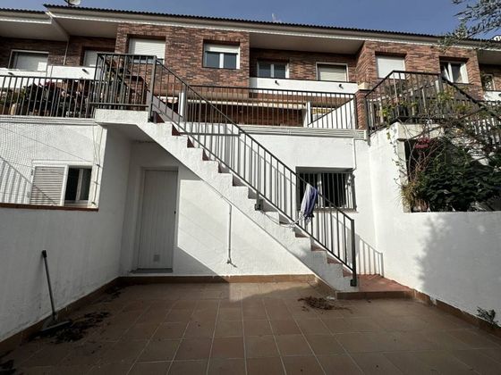 Foto 2 de Casa en venda a calle De Tres Torres de 3 habitacions amb terrassa i garatge