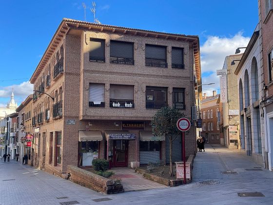 Foto 1 de Pis en venda a calle Condesa de la Vega del Pozo de 3 habitacions amb terrassa i garatge