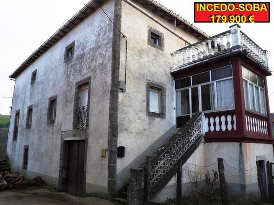Foto 2 de Xalet en venda a barrio Incedo de 5 habitacions amb terrassa i garatge