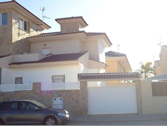 Foto 2 de Venta de chalet en San Javier de 5 habitaciones con terraza y piscina