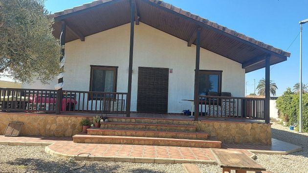 Foto 2 de Venta de casa rural en Zona Pueblo de 3 habitaciones con terraza y jardín