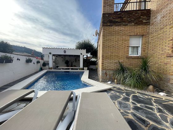 Foto 1 de Venta de chalet en Els Grecs - Mas Oliva de 4 habitaciones con terraza y piscina