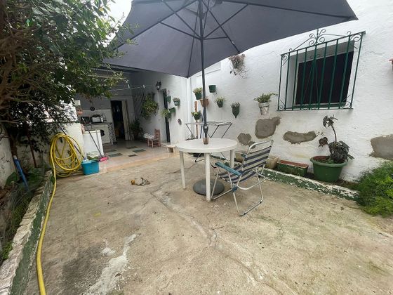 Foto 2 de Casa adossada en venda a calle Cuba de 5 habitacions i 144 m²