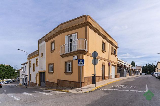 Foto 1 de Casa en venta en calle Maestro Arrieta de 4 habitaciones con terraza y garaje