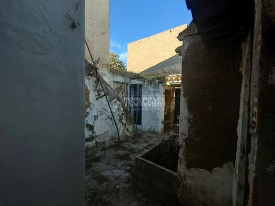Foto 1 de Venta de casa adosada en calle Santísima Trinidad de 1 habitación y 372 m²
