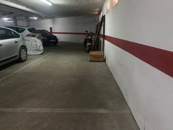 Foto 2 de Venta de garaje en calle Santísima Trinidad de 28 m²