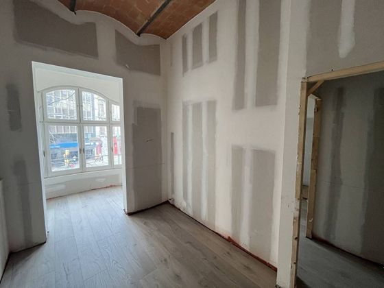 Foto 2 de Piso en venta en Eixample Nord – La Devesa de 3 habitaciones con terraza y calefacción