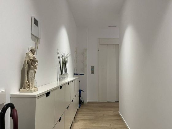 Foto 2 de Pis en venda a Eixample Nord – La Devesa de 4 habitacions amb terrassa i garatge