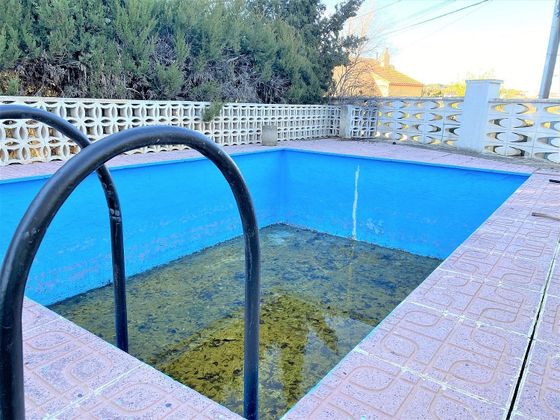 Foto 2 de Chalet en venta en Sax de 4 habitaciones con terraza y piscina