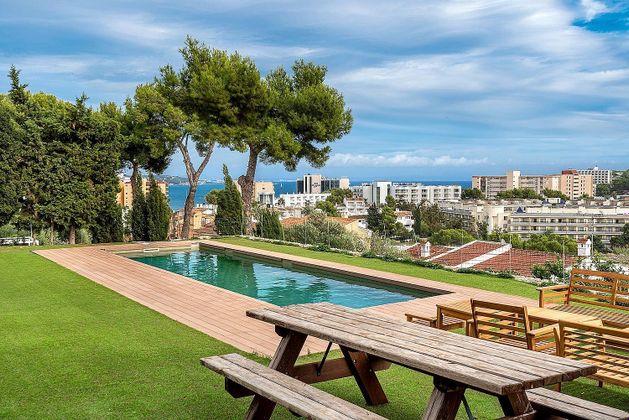 Foto 1 de Xalet en venda a Palmanova de 5 habitacions amb terrassa i piscina