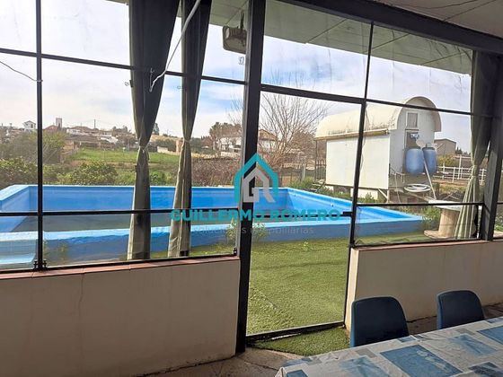 Foto 1 de Casa rural en venta en Puebla del Río (La) de 3 habitaciones con piscina