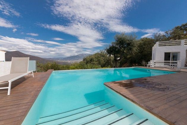 Foto 2 de Xalet en venda a Ojén de 3 habitacions amb terrassa i piscina
