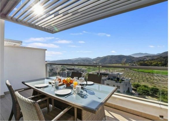 Foto 1 de Dúplex en venda a calle Marbella de 2 habitacions amb terrassa i piscina