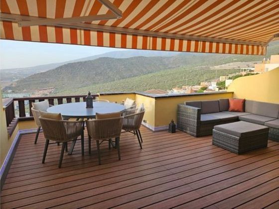 Foto 2 de Piso en venta en calle Murcia de 2 habitaciones con terraza y piscina