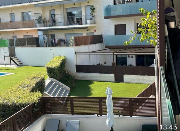Foto 2 de Pis en venda a La Geltrú de 3 habitacions amb terrassa i piscina