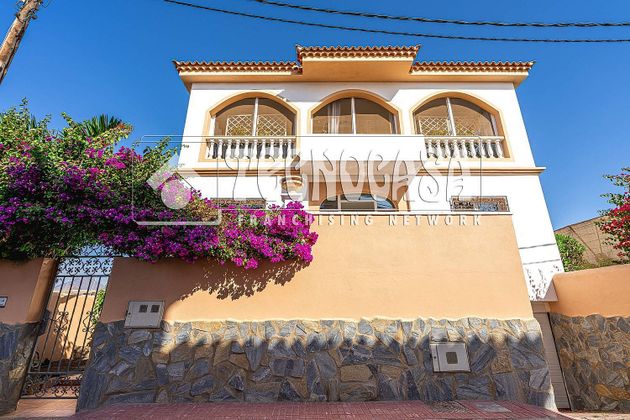 Foto 1 de Casa en venda a Costa Blanca - Las Galletas de 3 habitacions amb terrassa i garatge