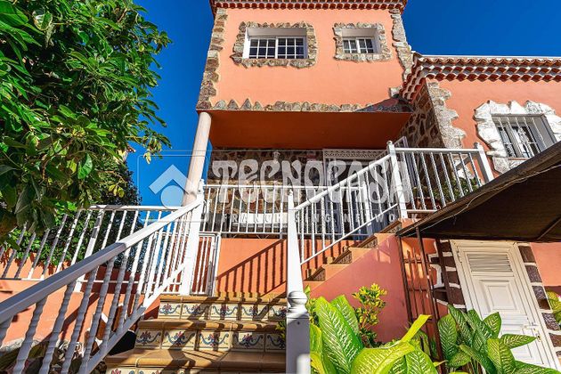 Foto 1 de Venta de casa en Costa Blanca - Las Galletas de 5 habitaciones con terraza y garaje