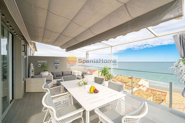 Foto 2 de Àtic en venda a Guardamar Playa de 3 habitacions amb terrassa i piscina