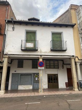Foto 1 de Casa en venda a plaza Del Lino de 4 habitacions i 318 m²