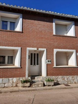 Foto 1 de Casa en venda a Quintanilla de Onsoña de 3 habitacions amb calefacció