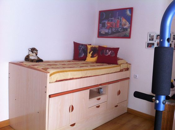 Foto 2 de Xalet en venda a calle Damas de 4 habitacions amb garatge i calefacció