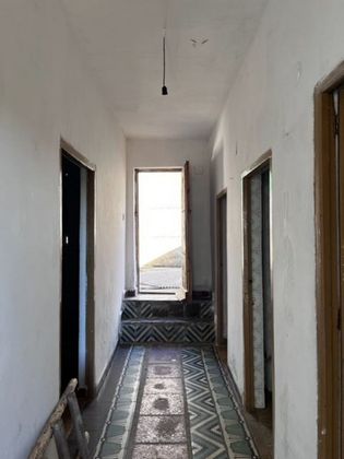 Foto 2 de Venta de casa en avenida Reyes Católicos de 2 habitaciones y 94 m²