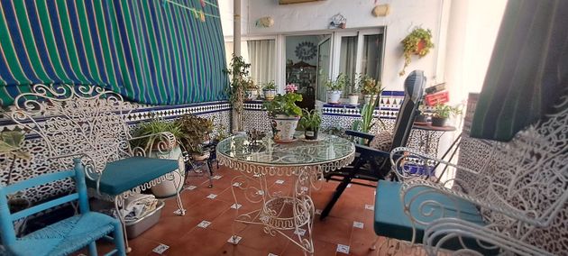 Foto 2 de Casa adossada en venda a Bellavista de 4 habitacions amb terrassa i balcó