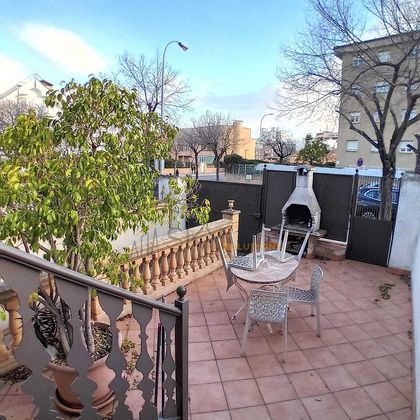 Foto 2 de Casa adossada en venda a Son Dameto de 4 habitacions amb terrassa i garatge