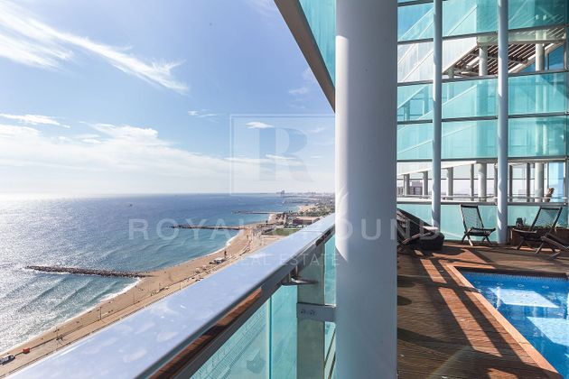 Foto 1 de Àtic en lloguer a Diagonal Mar i el Front Marítim del Poblenou de 3 habitacions amb terrassa i piscina