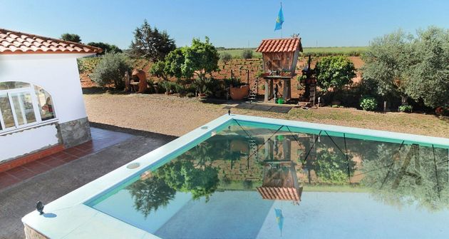 Foto 2 de Xalet en venda a Las Vaguadas - Urb. del Sur de 4 habitacions amb terrassa i piscina