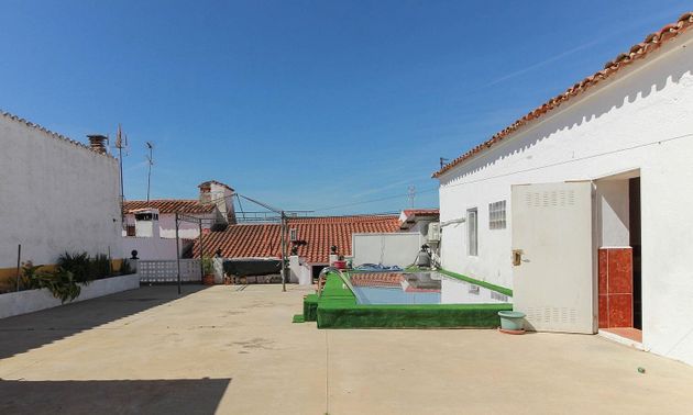 Foto 2 de Xalet en venda a Olivenza de 2 habitacions amb piscina i garatge