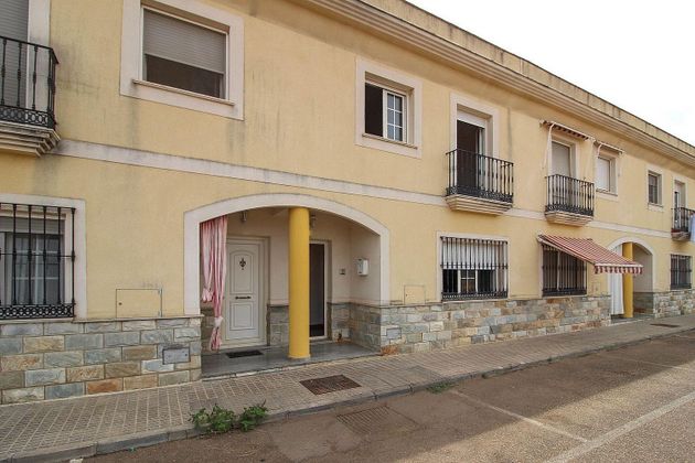 Foto 1 de Casa en venda a Puebla de la Calzada de 4 habitacions amb terrassa i garatge
