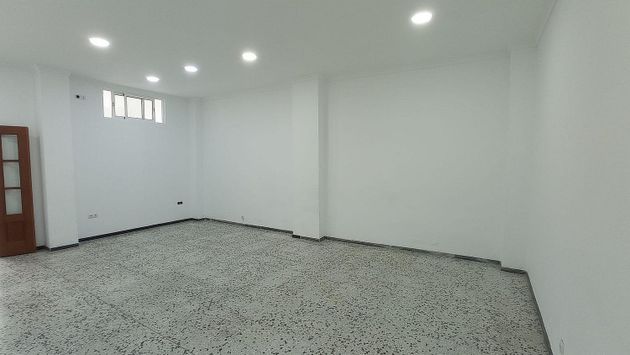 Foto 2 de Alquiler de local en Guanarteme de 70 m²