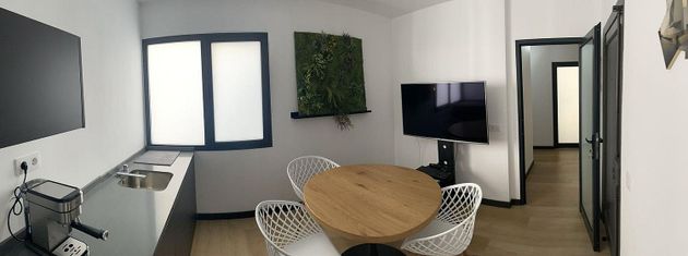 Foto 1 de Oficina en alquiler en Santa Catalina - Canteras de 12 m²