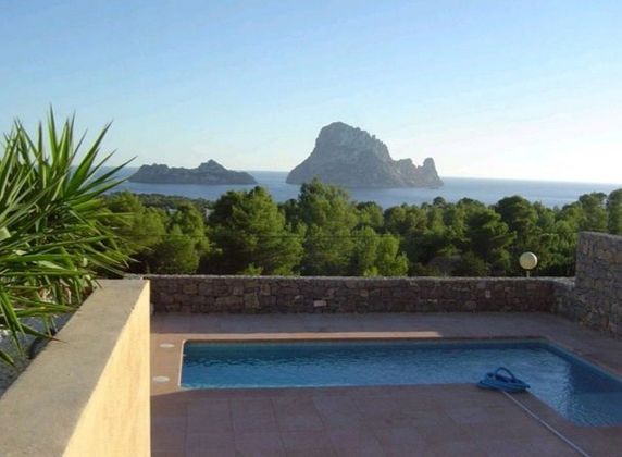 Foto 1 de Casa en venda a calle Ses Serretes de 3 habitacions amb terrassa i piscina