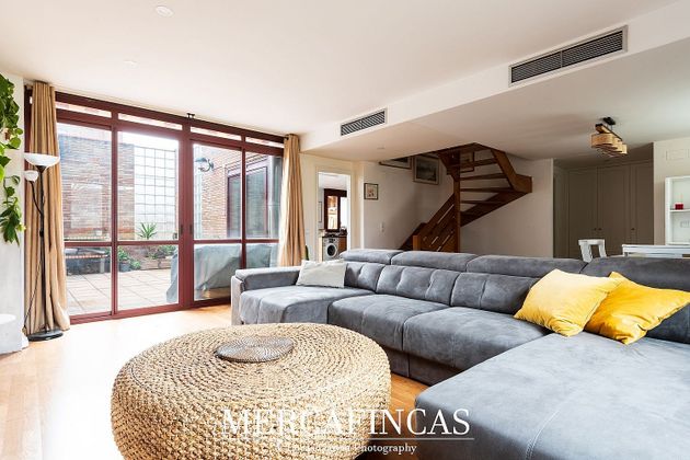 Foto 1 de Casa en venda a Miralbueno de 4 habitacions amb terrassa i piscina